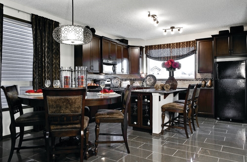 traditional-dining-room