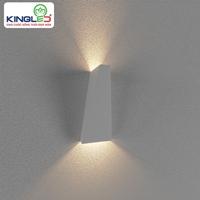 Đèn led gắn tường ngoài trời 5W (LWA919-WH) 2 bóng đèn,  vỏ kim loại đúc màu trắng, chuẩn chống nước IP65,, chip CREE tiết kiệm điện, ánh sáng màu vàng, bảo hành 2 năm.