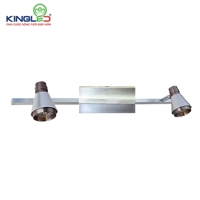 Đèn rọi tranh đôi 5w LT2005-2CF thường được dùng để tạo điểm nhấn cho không gian nhỏ như soi tranh, soi gương... Đèn có ánh sáng tự nhiên, không bị chói. Tiết kiệm điện. Tuổi thọ cao