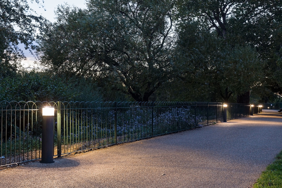 Đèn sân vườn Kingled 