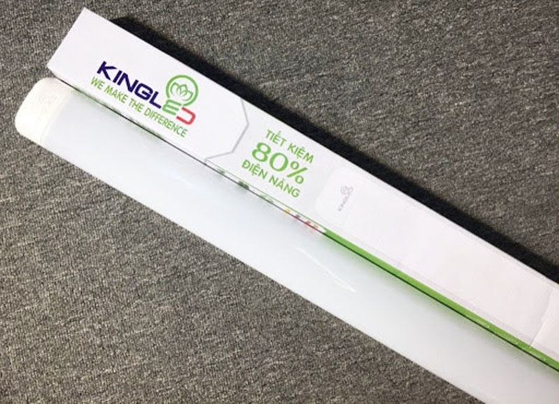 Đèn tuýp bán nguyệt Kingled sở hữu kích thước tiêu chuẩn, phù hợp mọi không gian